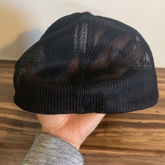 Red Case Agriculture Baseball trucker style hat - Picture 4 of 5